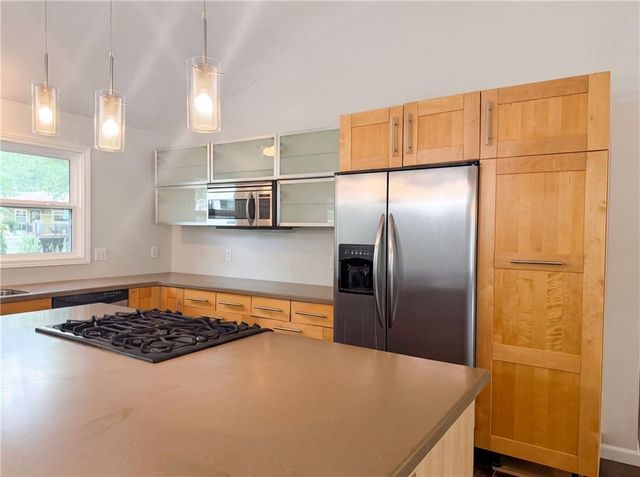 2909 Sagebrush Drive, Lawrence, KS 66047