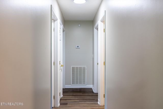 109 Astrid St, Athens, TN 37303