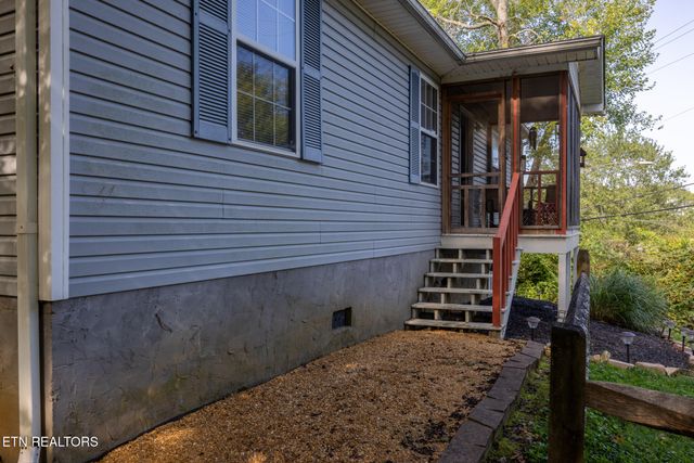 109 Astrid St, Athens, TN 37303