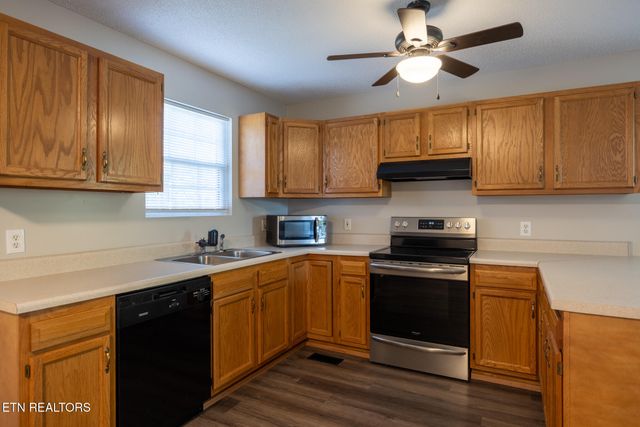 109 Astrid St, Athens, TN 37303