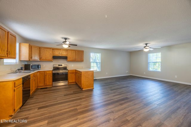 109 Astrid St, Athens, TN 37303