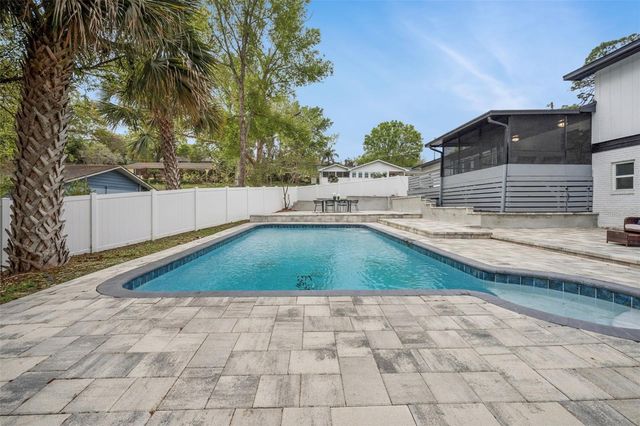 1450 HILLTOP DRIVE, Mount Dora, FL 32757