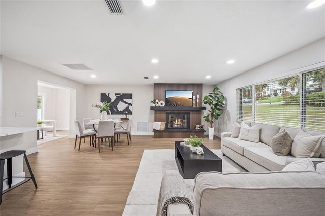 1450 HILLTOP DRIVE, Mount Dora, FL 32757