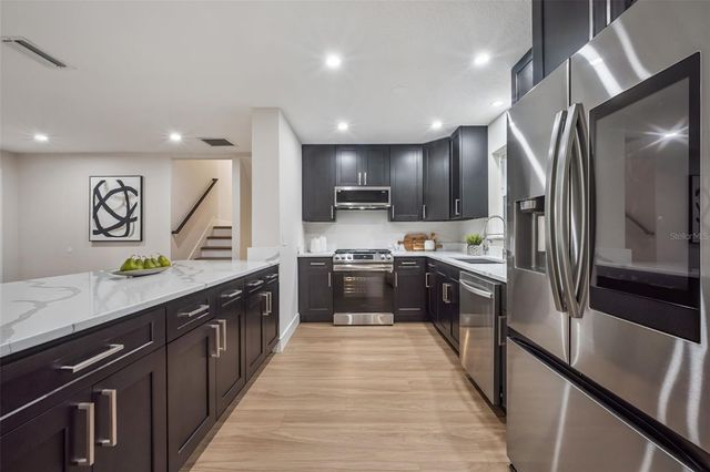 1450 HILLTOP DRIVE, Mount Dora, FL 32757