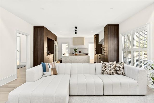 4329 Orchard Valley SE Drive, Atlanta, GA 30339