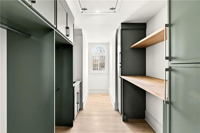 4329 Orchard Valley SE Drive, Atlanta, GA 30339