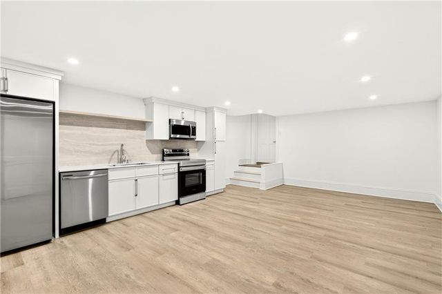 4329 Orchard Valley SE Drive, Atlanta, GA 30339