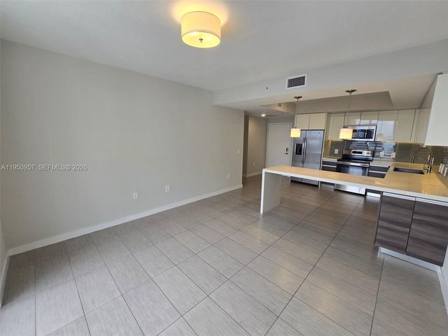 117 SW 10th Street 2209, Miami, FL 33130