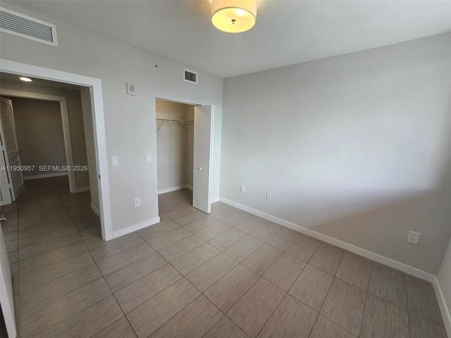 117 SW 10th Street 2209, Miami, FL 33130