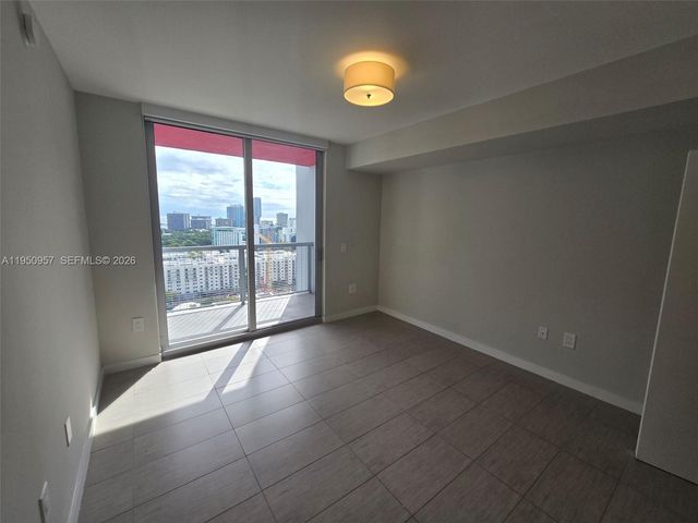 117 SW 10th Street 2209, Miami, FL 33130