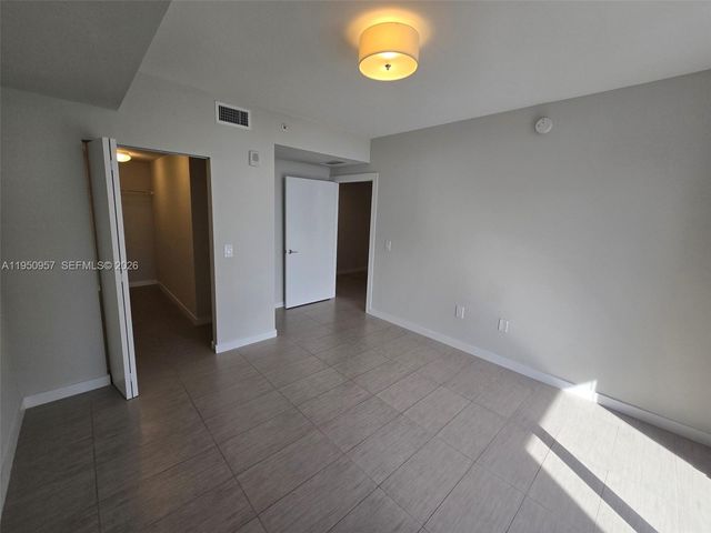 117 SW 10th Street 2209, Miami, FL 33130