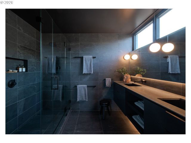 5432 Ne 32ND Ave, Portland, OR 97211