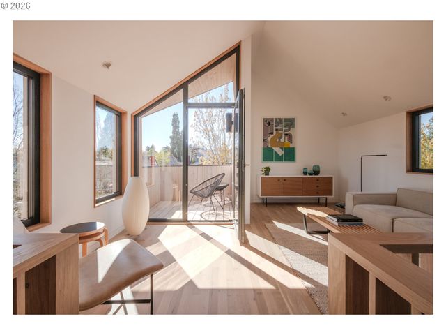 5432 Ne 32ND Ave, Portland, OR 97211