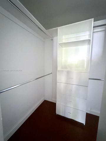 801 NE 199th St 204-10, Miami, FL 33179