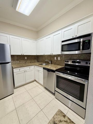 801 NE 199th St 204-10, Miami, FL 33179