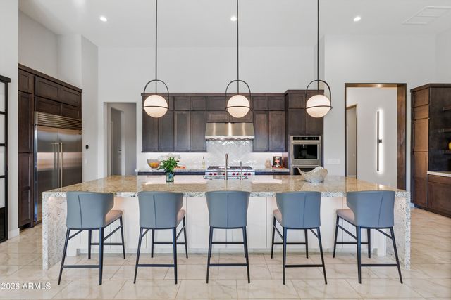 28412 N SUMMIT SPRINGS Road, Rio Verde, AZ 85263