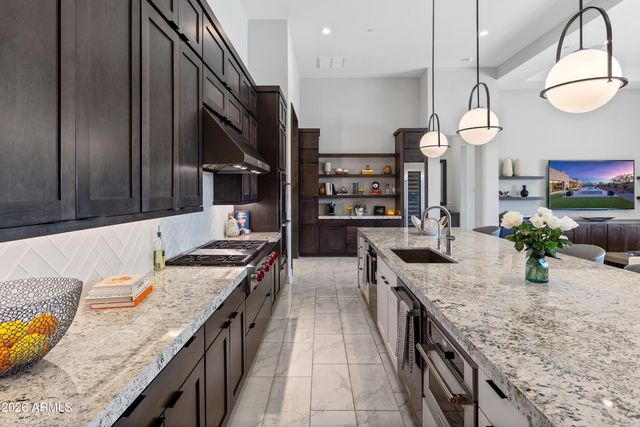 28412 N SUMMIT SPRINGS Road, Rio Verde, AZ 85263