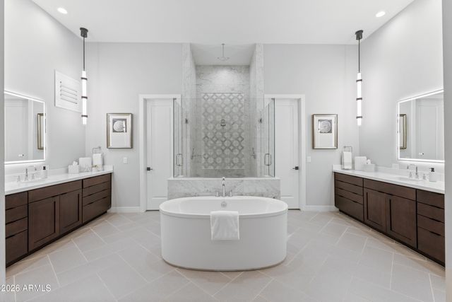 28412 N SUMMIT SPRINGS Road, Rio Verde, AZ 85263