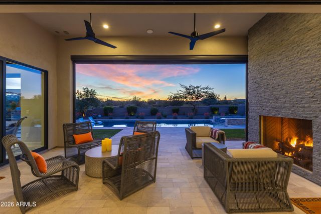 28412 N SUMMIT SPRINGS Road, Rio Verde, AZ 85263