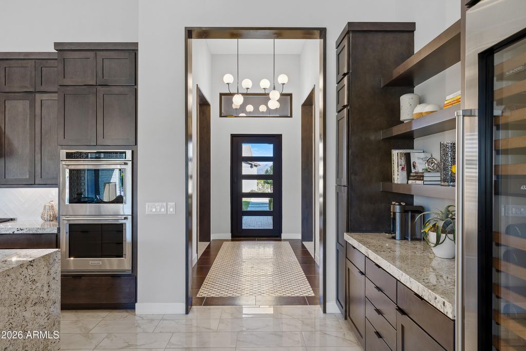 Image 10 of property listing at 28412 N SUMMIT SPRINGS Road, Rio Verde, AZ 85263