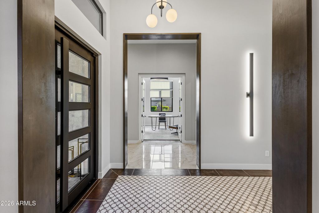 Image 8 of property listing at 28412 N SUMMIT SPRINGS Road, Rio Verde, AZ 85263