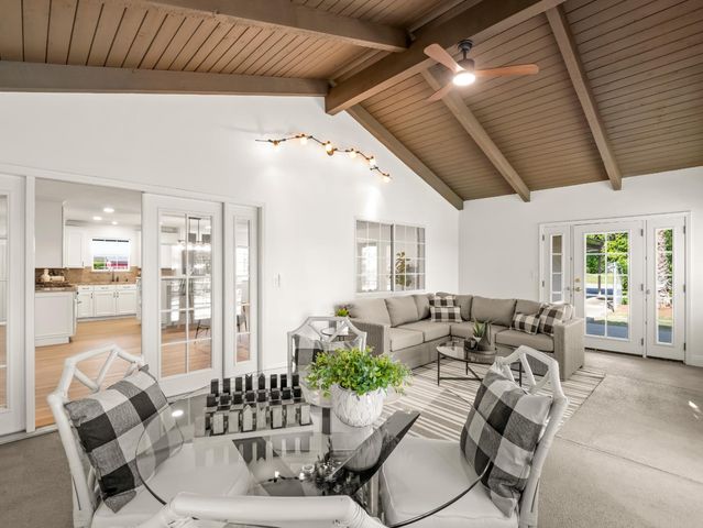 5731 E Copper Avenue, Clovis, CA 93619