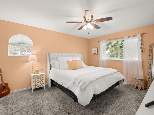 5731 E Copper Avenue, Clovis, CA 93619