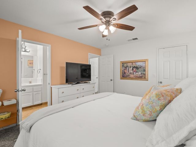 5731 E Copper Avenue, Clovis, CA 93619