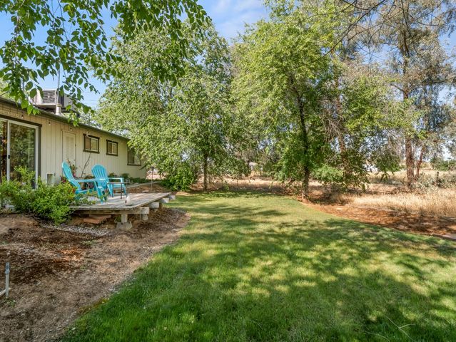 5731 E Copper Avenue, Clovis, CA 93619