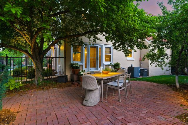 201 S Dellrose Ave, Wichita, KS 67218