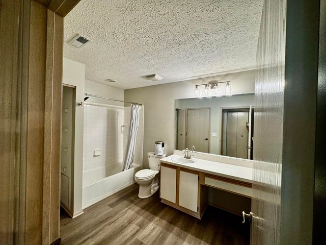 5778 Ravine Creek Drive, 15, Grove City, OH 43123