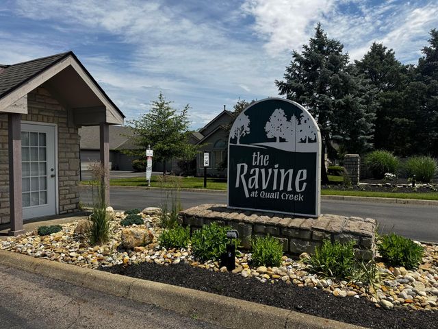 5778 Ravine Creek Drive, 15, Grove City, OH 43123