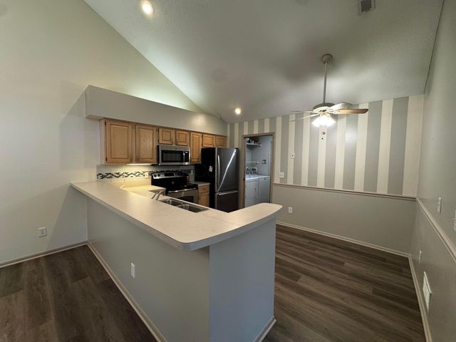 5778 Ravine Creek Drive, 15, Grove City, OH 43123