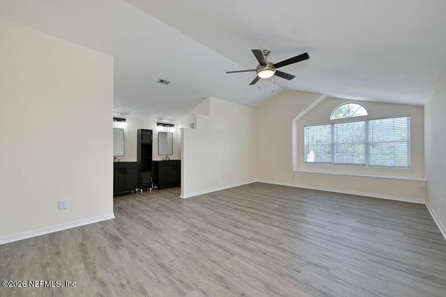 7728 LYNCHBURG Court W, Jacksonville, FL 32277