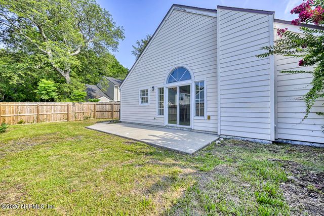 7728 LYNCHBURG Court W, Jacksonville, FL 32277