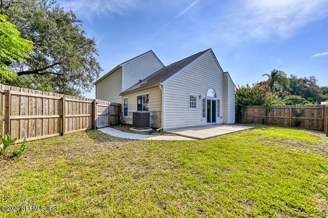 7728 LYNCHBURG Court W, Jacksonville, FL 32277