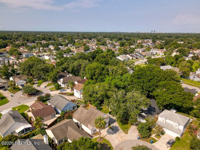 7728 LYNCHBURG Court W, Jacksonville, FL 32277