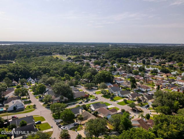 7728 LYNCHBURG Court W, Jacksonville, FL 32277