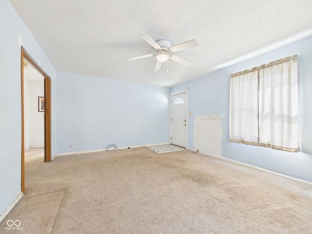 2230 W 8th Street, Anderson, IN 46016