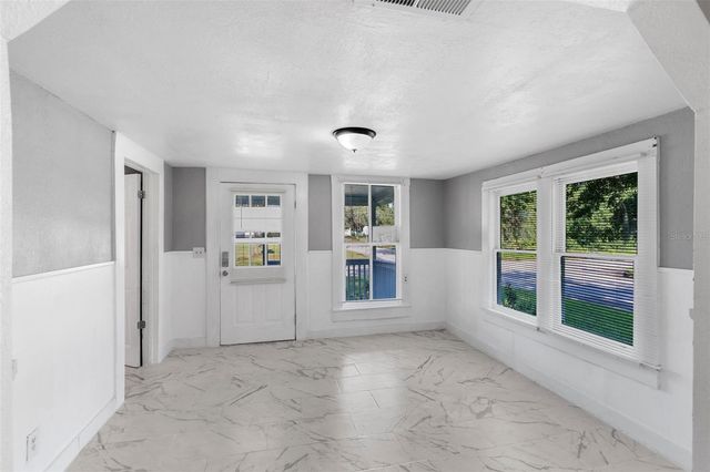 322 S MAPLE AVENUE, Sanford, FL 32771