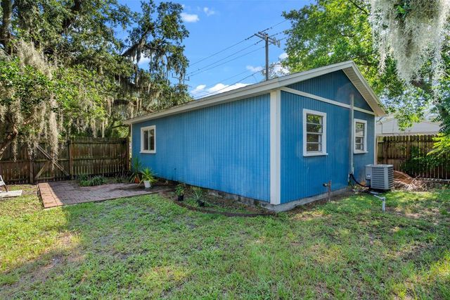 322 S MAPLE AVENUE, Sanford, FL 32771