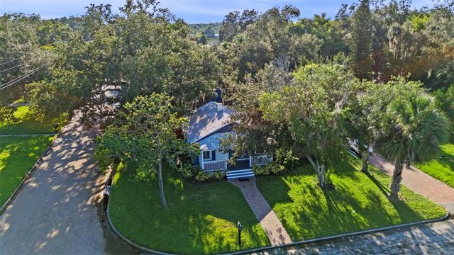 322 S MAPLE AVENUE, Sanford, FL 32771