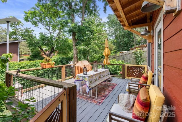 37 Bryant Street, Asheville, NC 28806