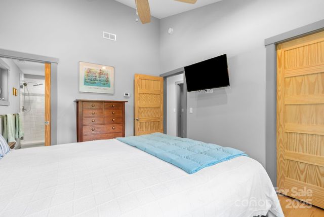 37 Bryant Street, Asheville, NC 28806