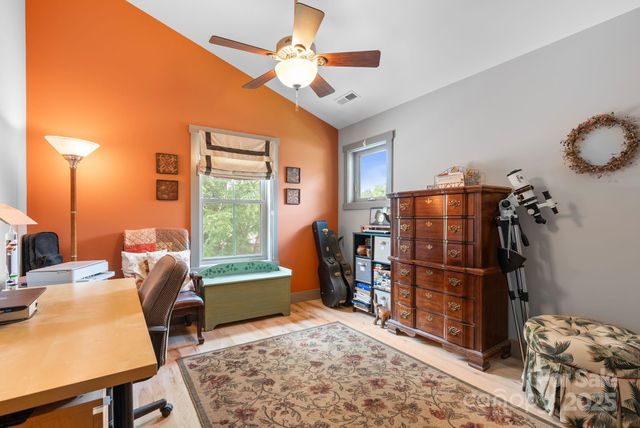 37 Bryant Street, Asheville, NC 28806