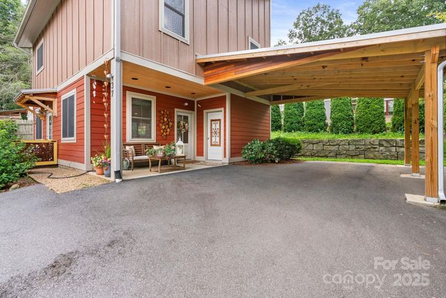 37 Bryant Street, Asheville, NC 28806