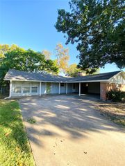 1107 Blanton Street, Sherman, TX 75092