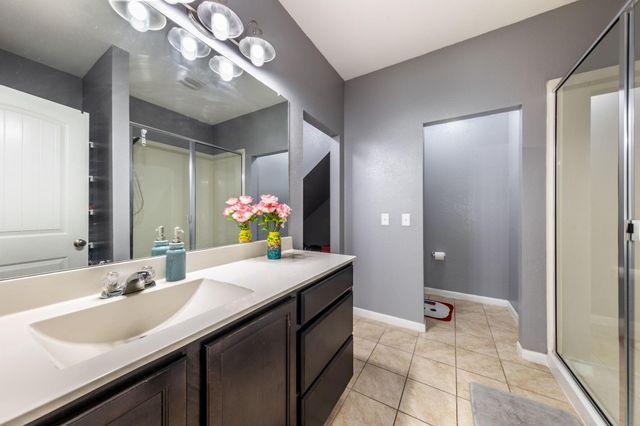 925 Woodduck TRL, Leander, TX 78641