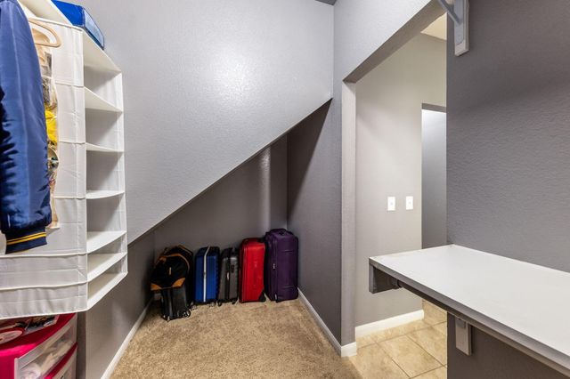 925 Woodduck TRL, Leander, TX 78641
