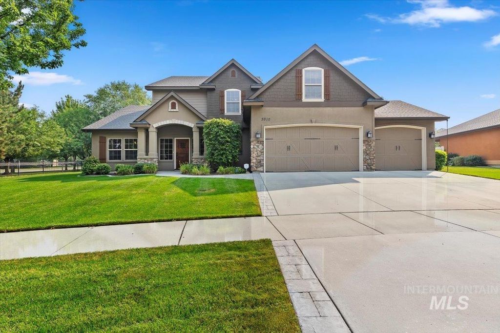 3910 S Tavistock Place, Meridian, ID 83642 photo 2